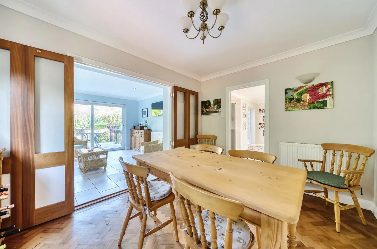 Portesbery Road, Camberley, Surrey, GU15 3TD, photo 5