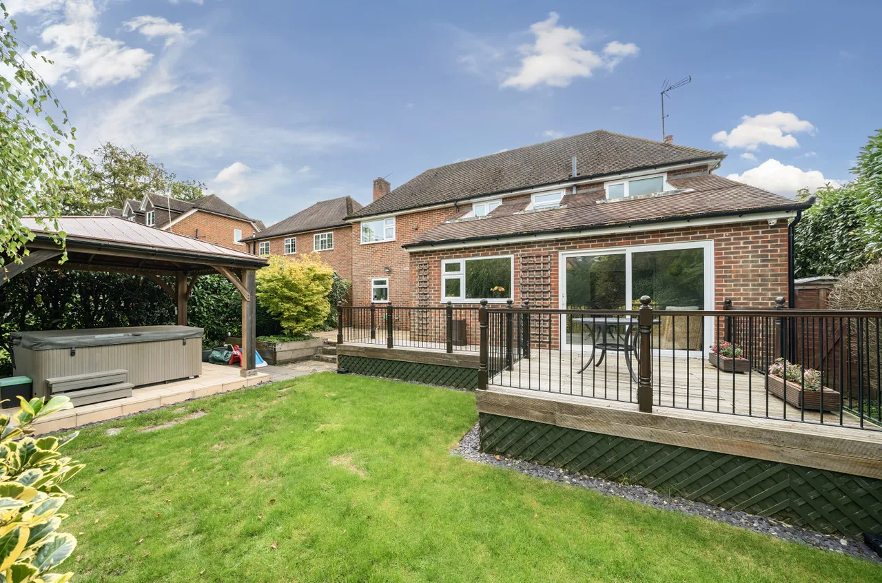 Portesbery Road, Camberley, Surrey, GU15 3TD, photo 15