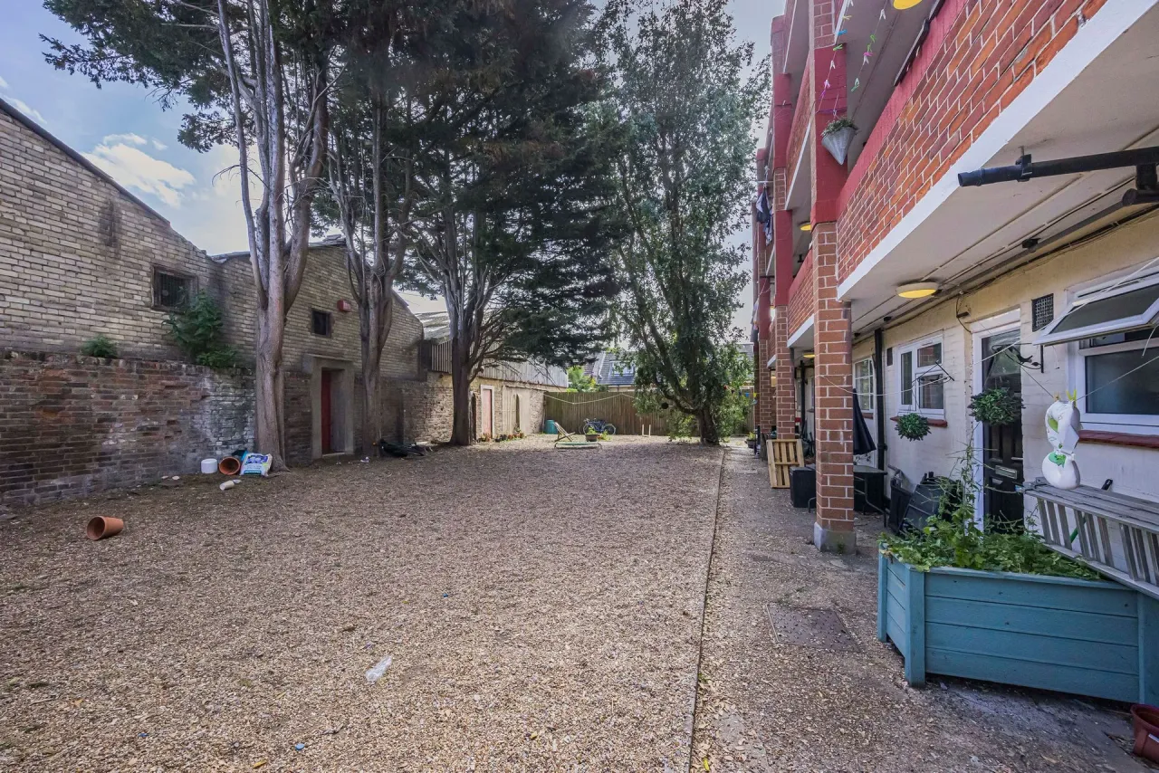 Bridge Court, Lea Bridge Road, Leyton, E10, photo 8