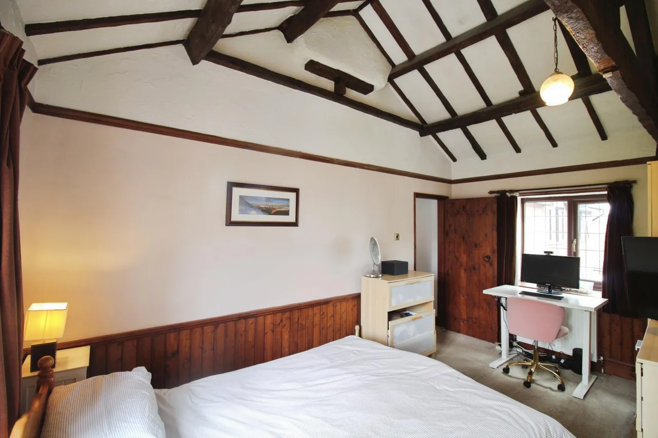 South Street, Ossett, WF5, photo 9