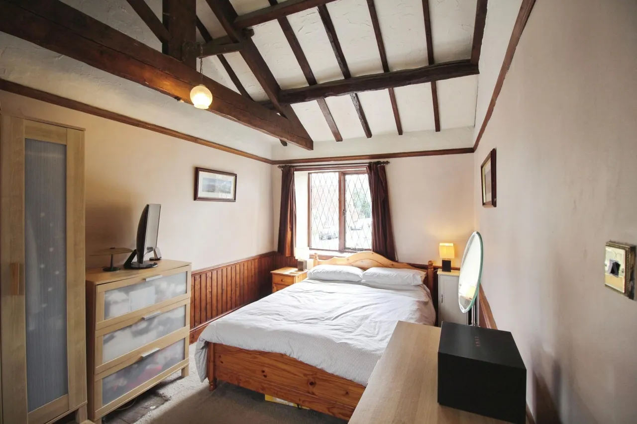 South Street, Ossett, WF5, photo 8