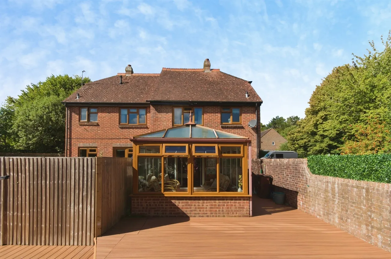 3 bed house for sale — Saffron Gardens, Alfriston, Polegate