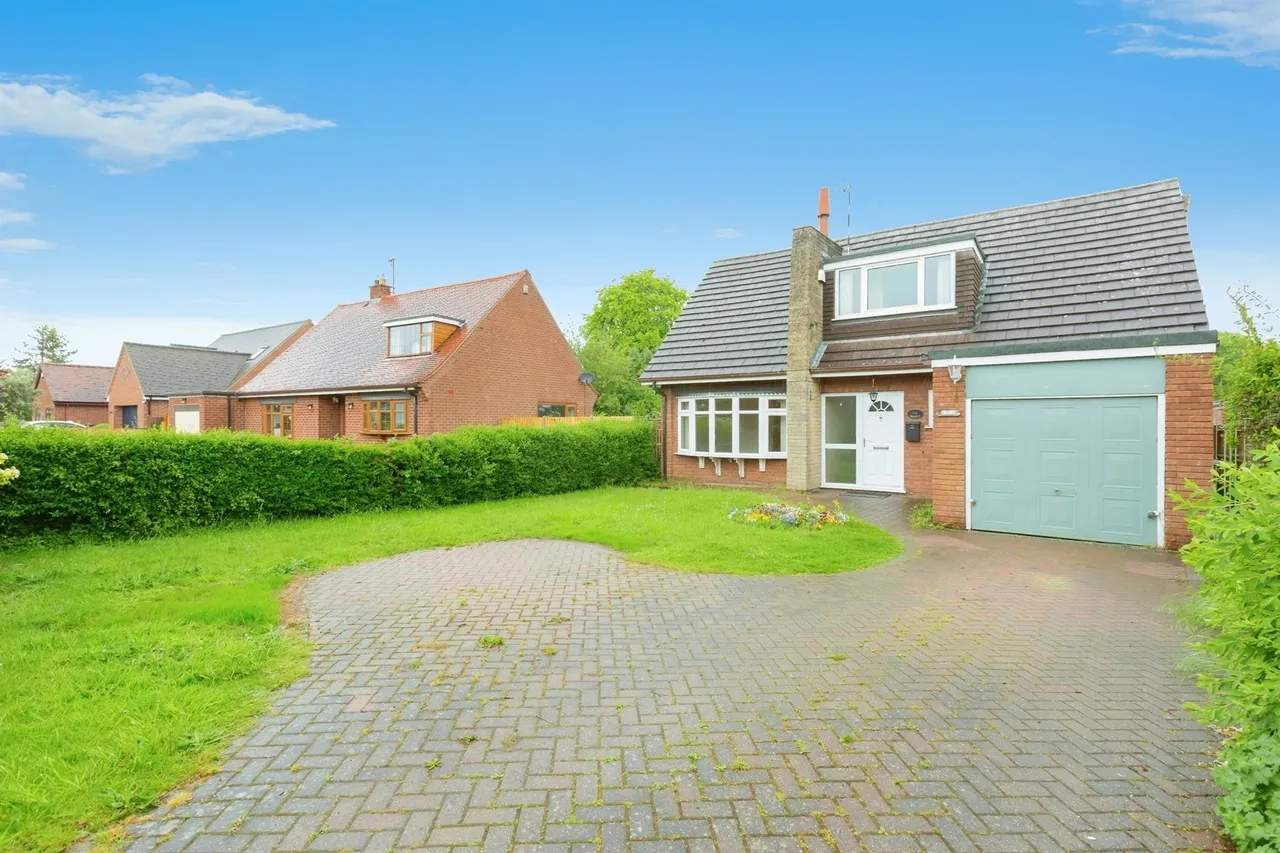 3 bed house for sale, Bulkington Road, Wolvey, LE10