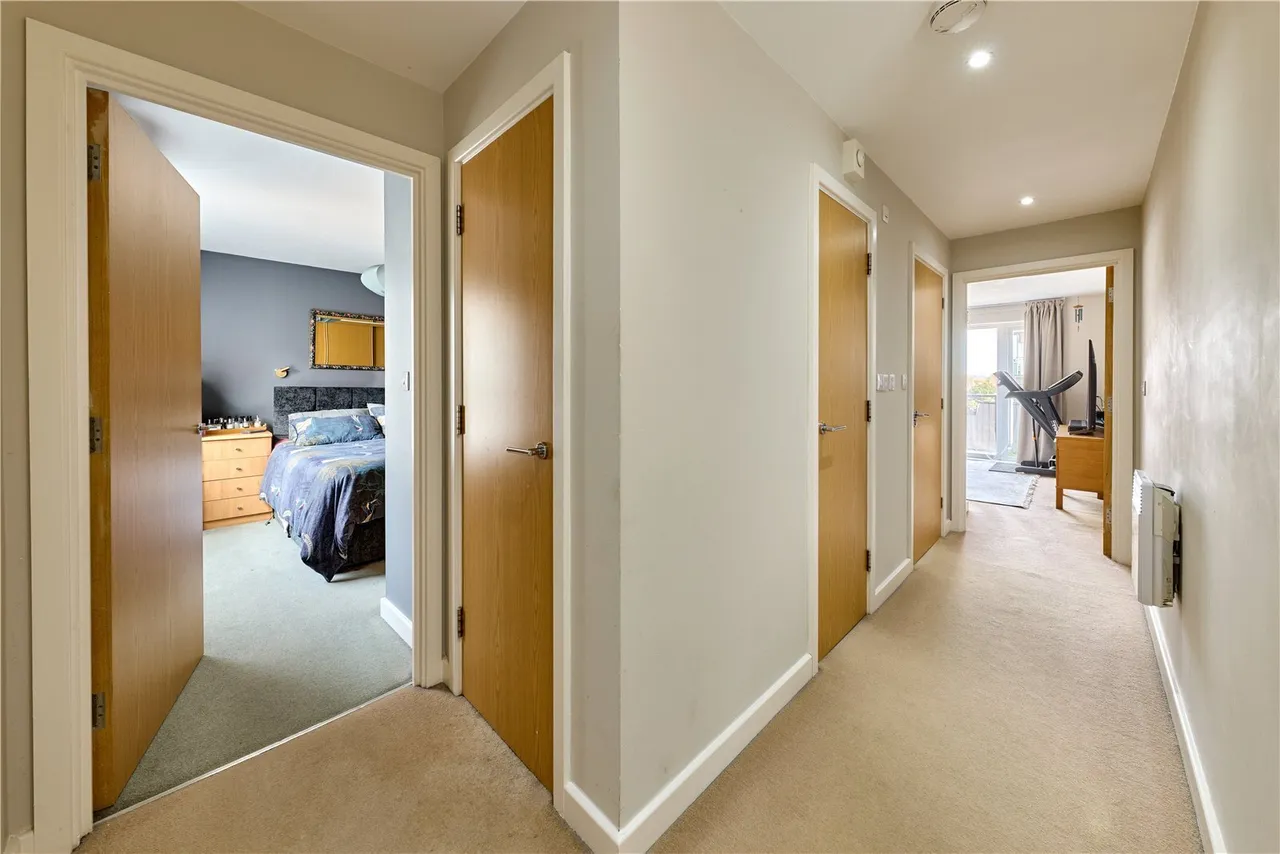 Avenel Way, Poole, BH15, photo 10