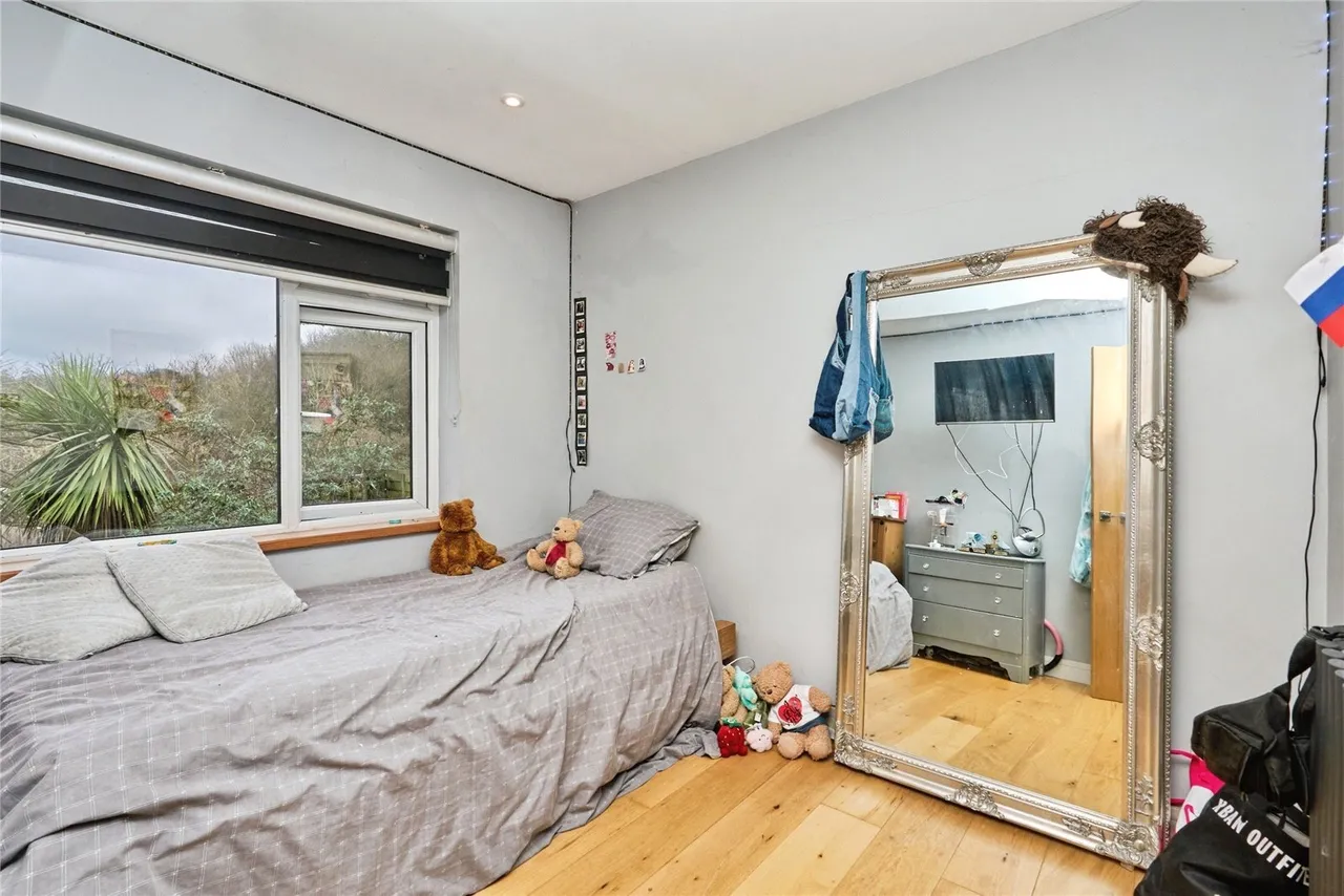 Mayfield Drive, Newport, PO30, photo 5