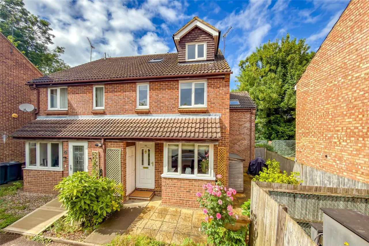 2 bed house for sale, Wynchlands Crescent, St. Albans, AL4