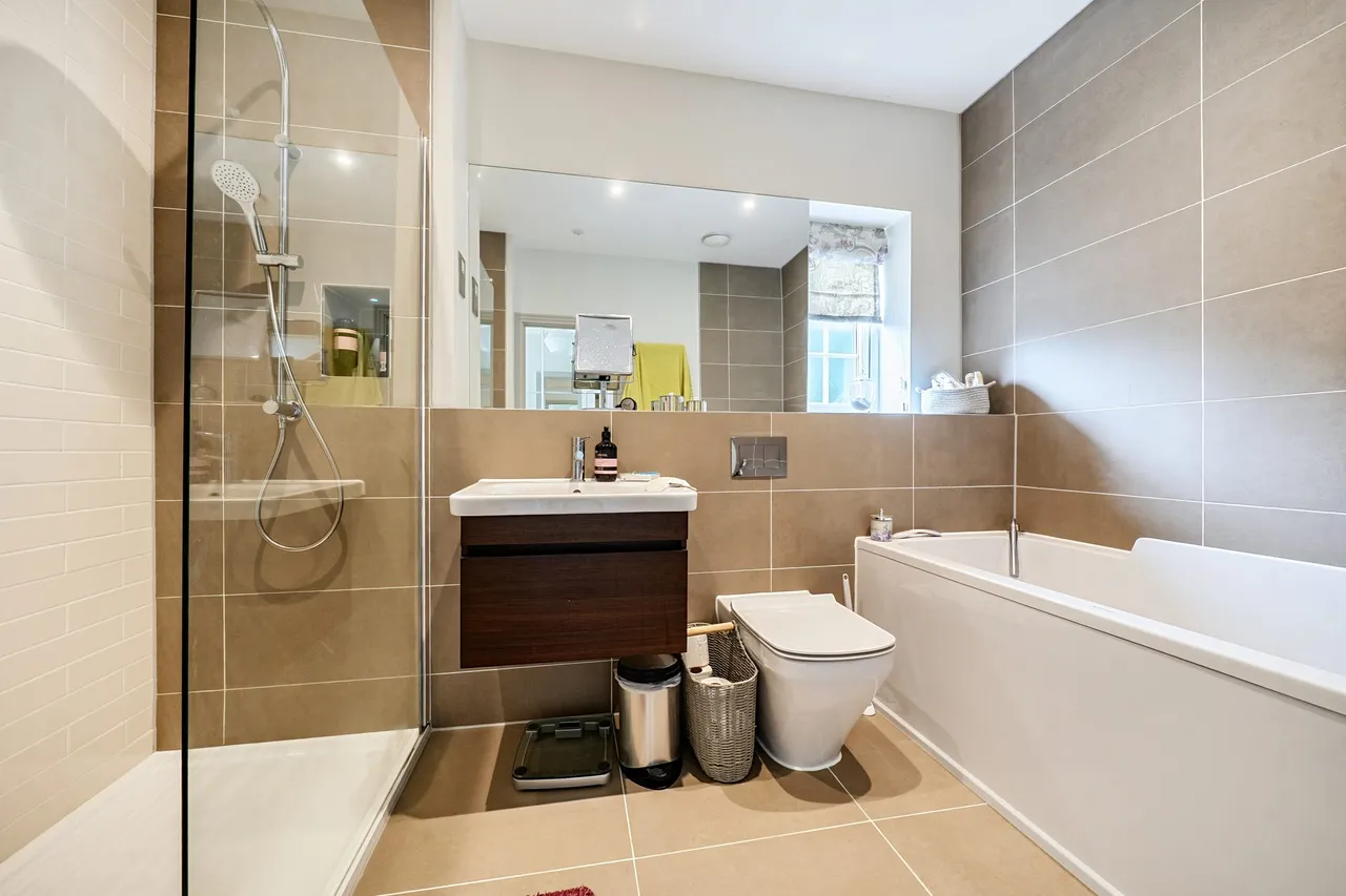 Oak Tree Close, Odiham, Hook, RG29 1FT, photo 19