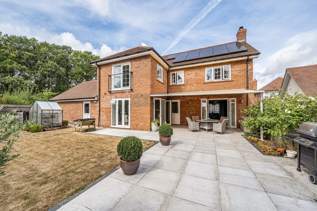 Oak Tree Close, Odiham, Hook, RG29 1FT, photo 20