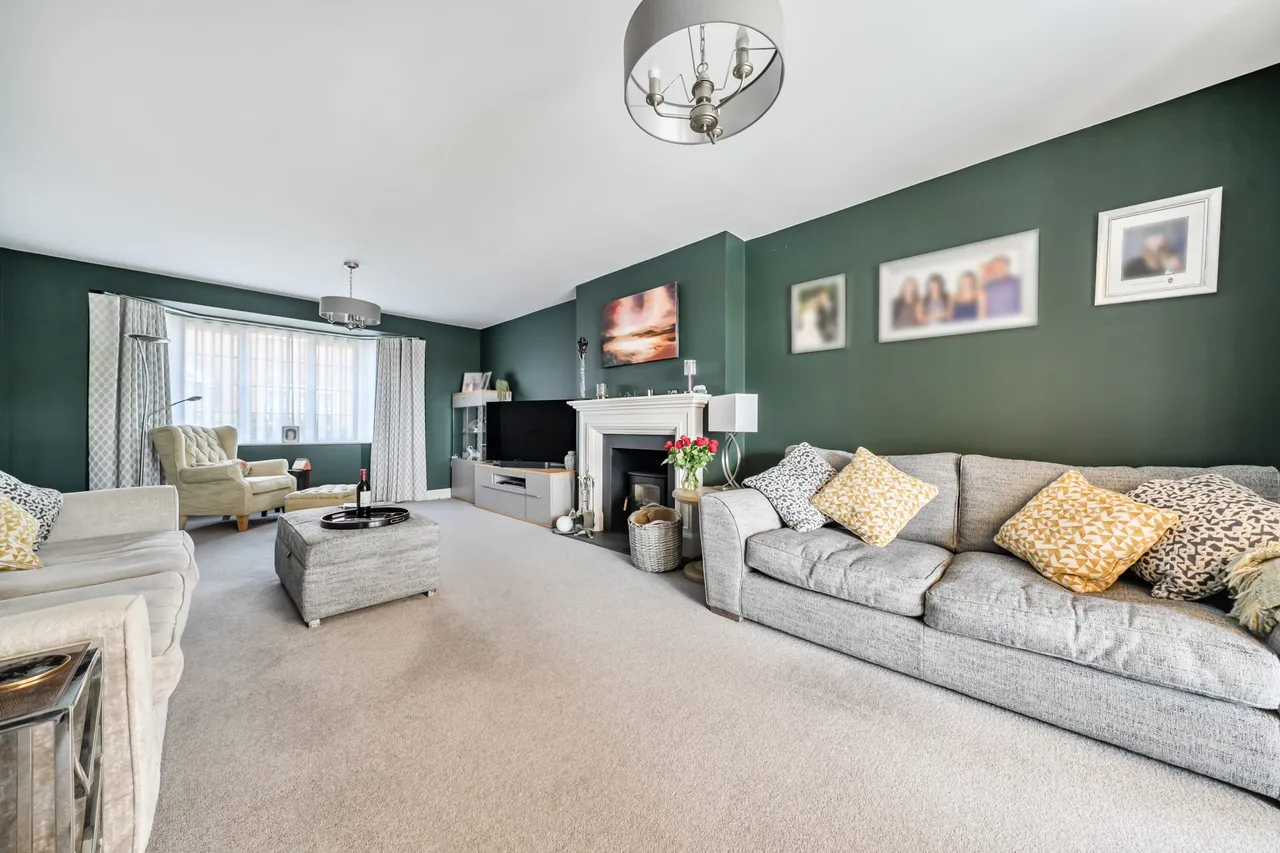Oak Tree Close, Odiham, Hook, RG29 1FT, photo 6