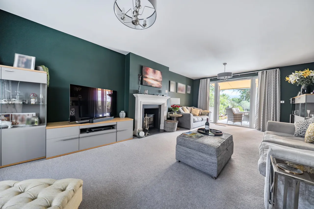 Oak Tree Close, Odiham, Hook, RG29 1FT, photo 7