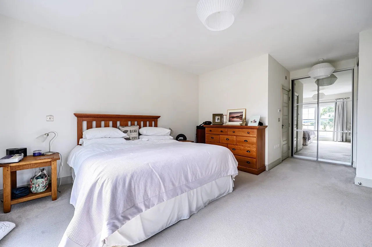 Oak Tree Close, Odiham, Hook, RG29 1FT, photo 13