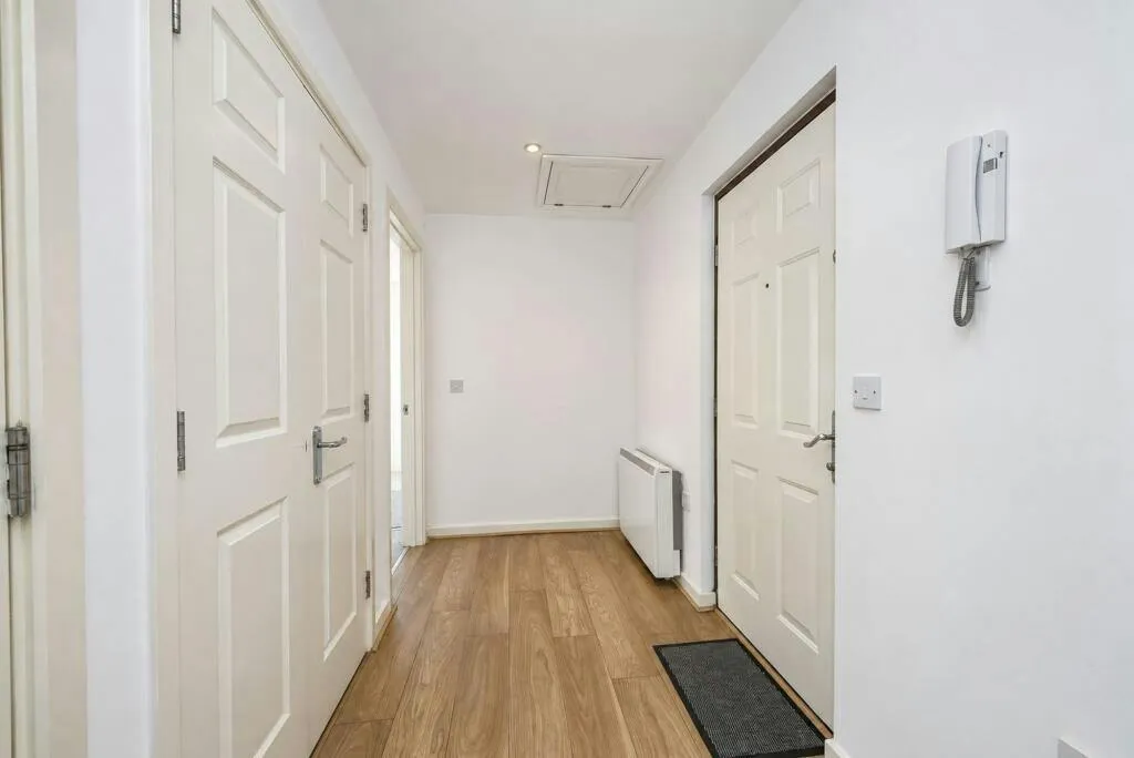 Farthing Close, Watford, WD18, photo 12
