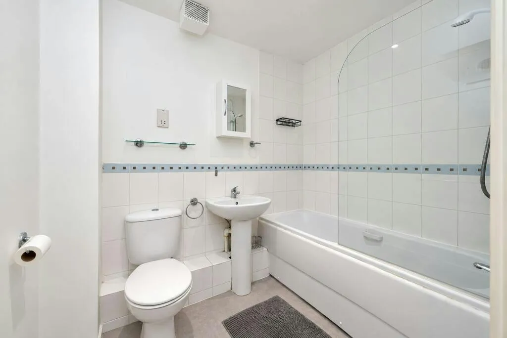 Farthing Close, Watford, WD18, photo 10