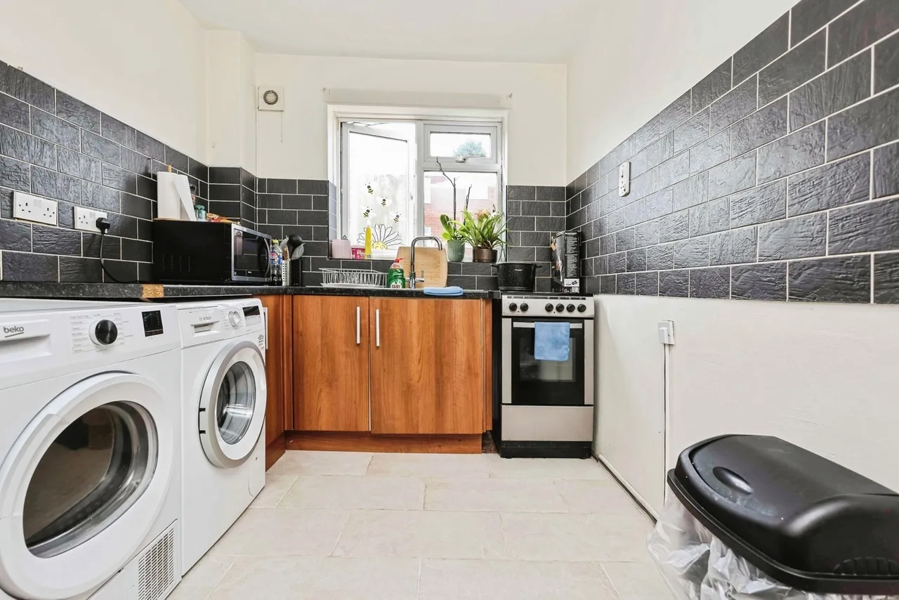 Elgar Court, Rainbow Hill, WR3, photo 2