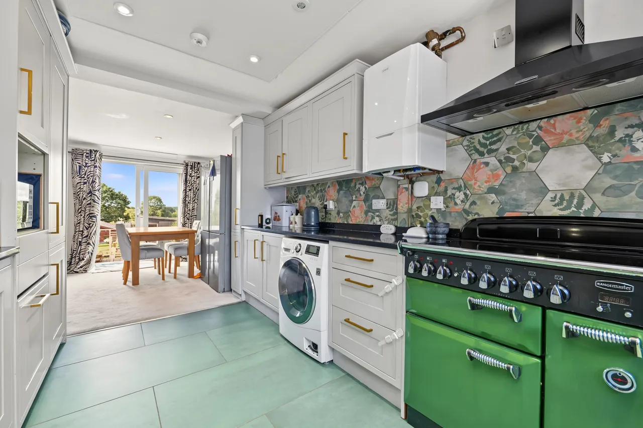 Burton Road, Overseal, DE12, photo 2