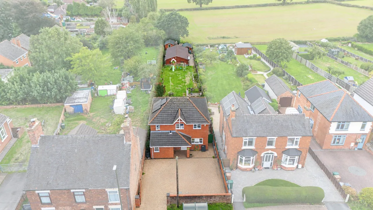 Burton Road, Overseal, DE12, photo 3