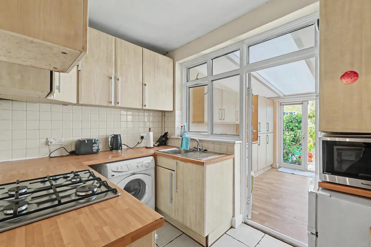 Malvern Road, Enfield, EN3, photo 15