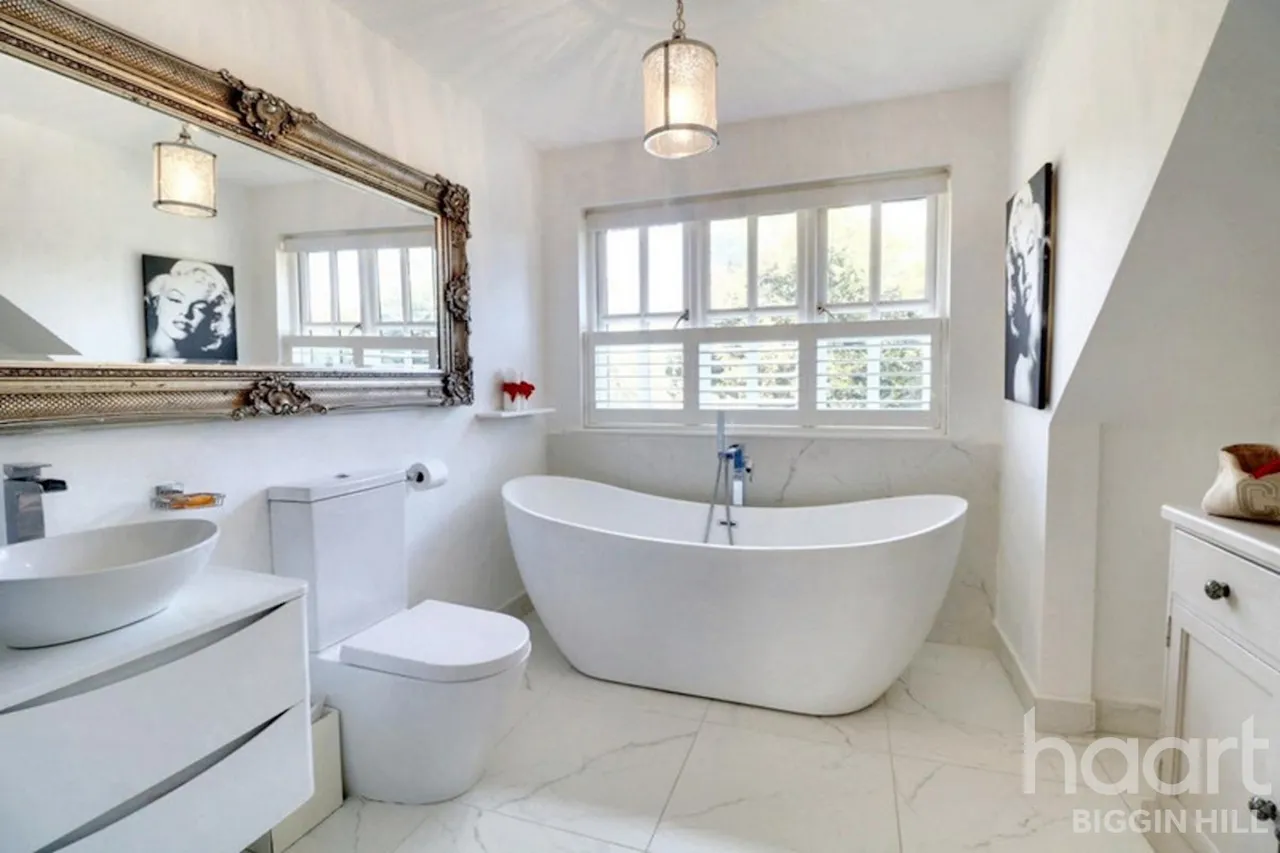 Berrys Green Road, Westerham, TN16, photo 14