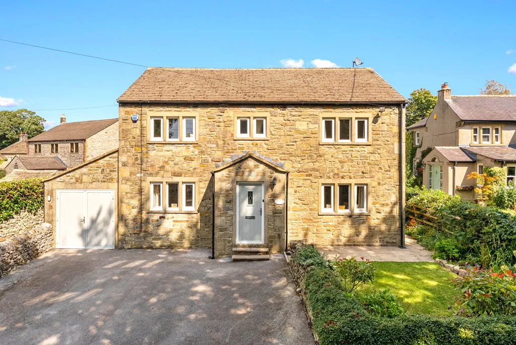 4 bed house for sale, Monkholme Lane, Threshfield, BD23