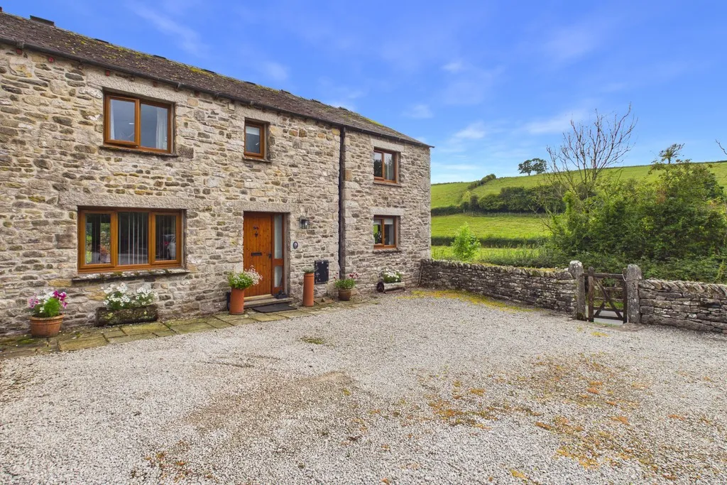4 bed house for sale, Stainton Court, Stainton, LA8