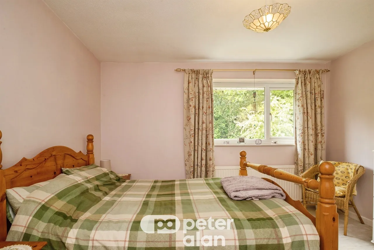 Brynheulog Pontypool, NP4, photo 12