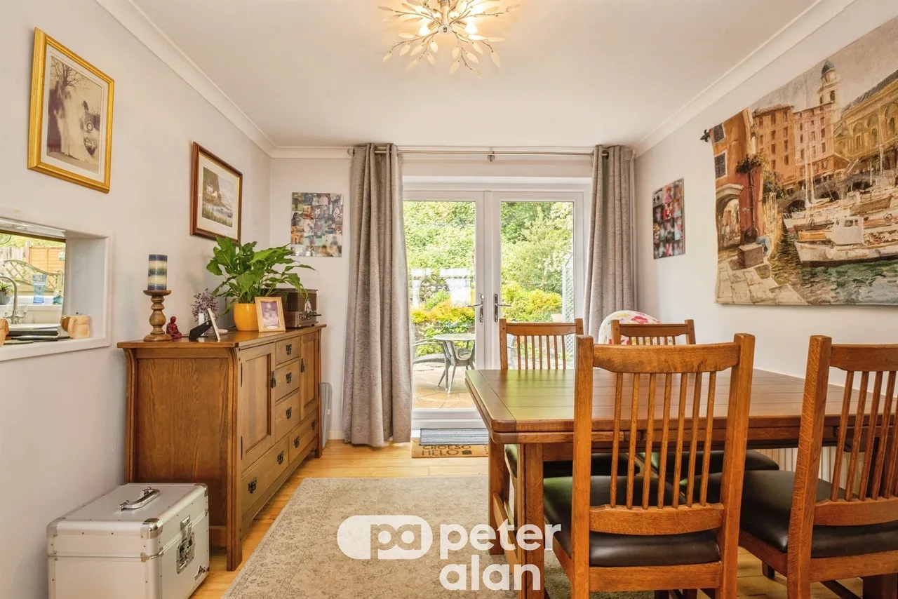 Brynheulog Pontypool, NP4, photo 6