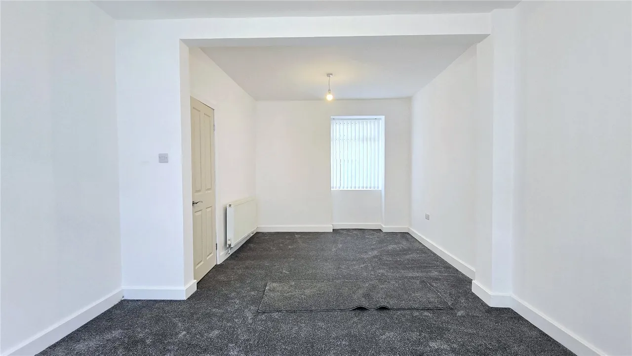 Gilbert Street, Holyhead, LL65, photo 4
