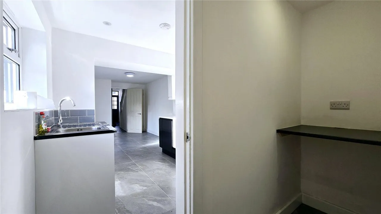 Gilbert Street, Holyhead, LL65, photo 7