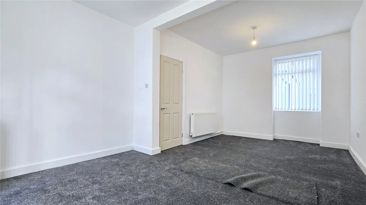 Gilbert Street, Holyhead, LL65, photo 5