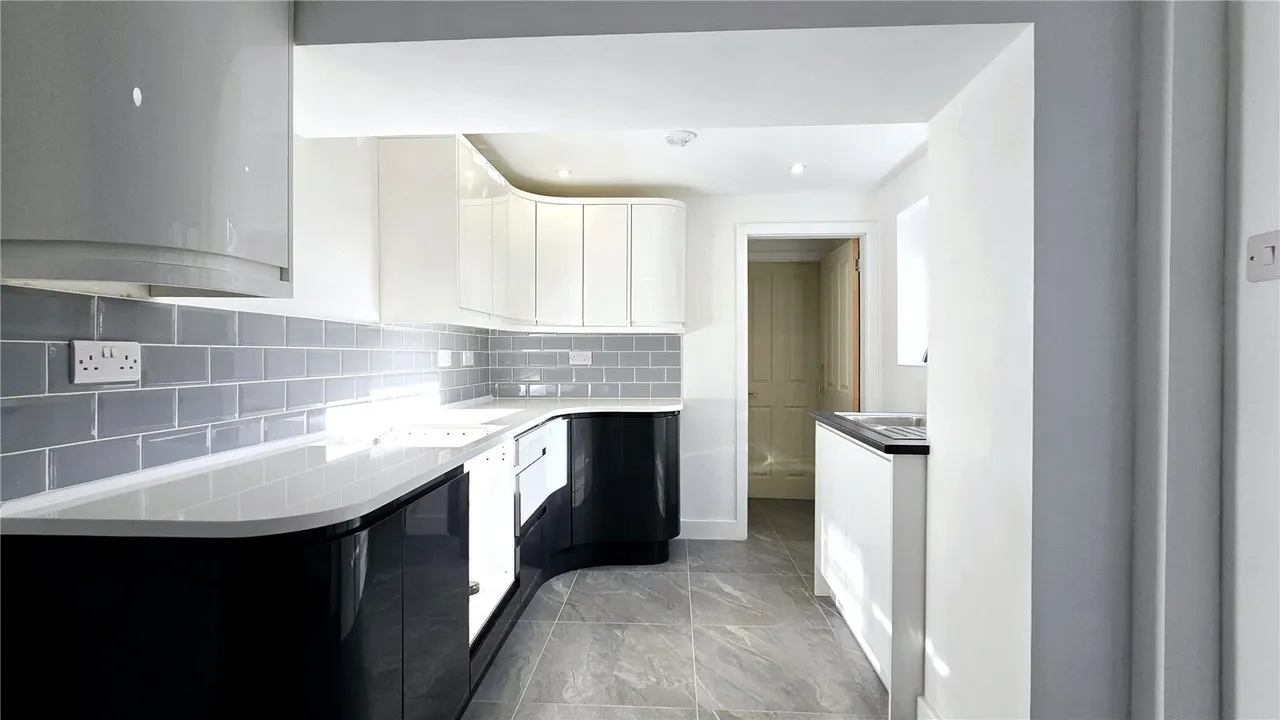Gilbert Street, Holyhead, LL65, photo 3