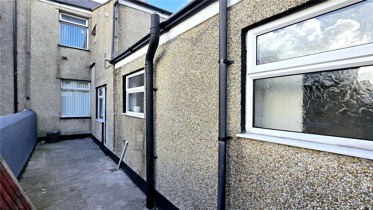 Gilbert Street, Holyhead, LL65, photo 12