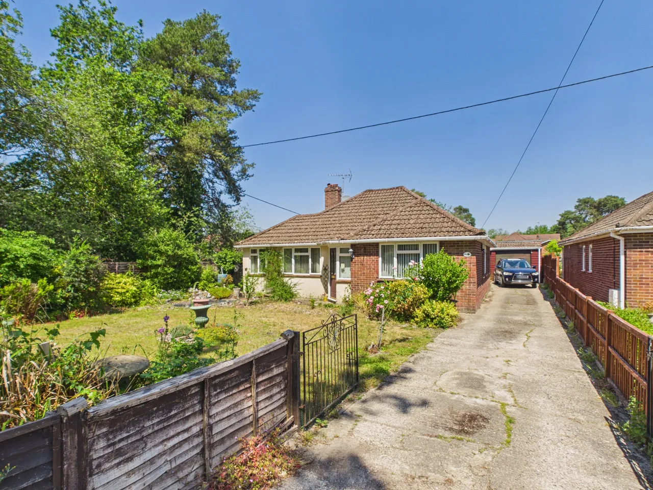 3 bed house for sale — Silchester Road, Pamber Heath, RG26