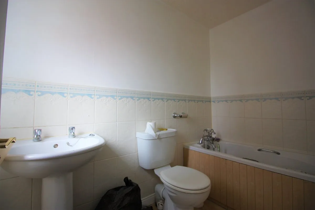 Oakroyd Crescent, Grimethorpe, photo 6