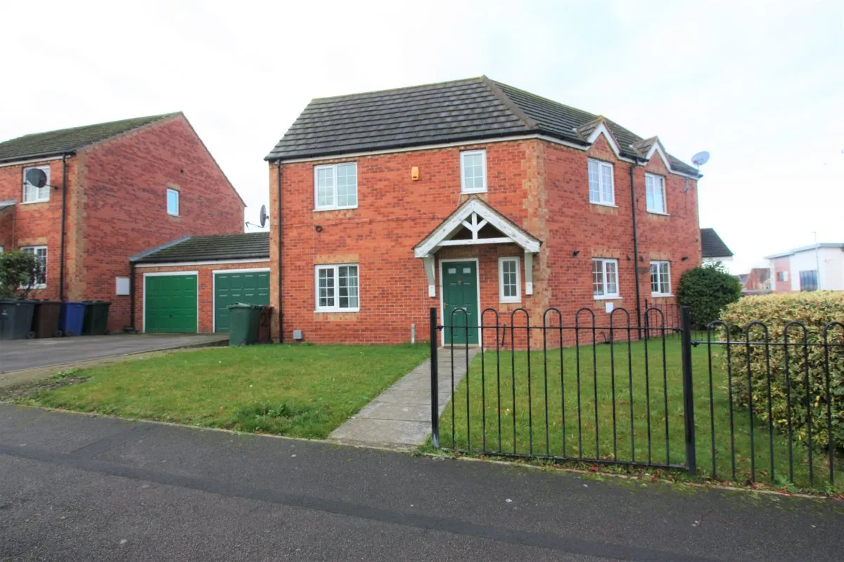 3 bed house to rent, Oakroyd Crescent, Grimethorpe