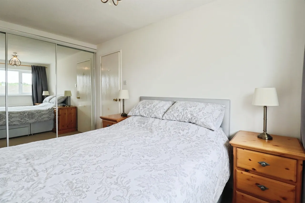 Lydstep Road, BARRY, photo 8