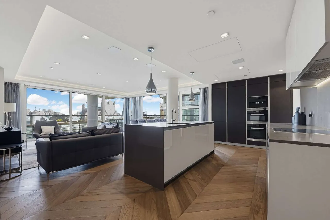 Earls Way, London, SE1, photo 13