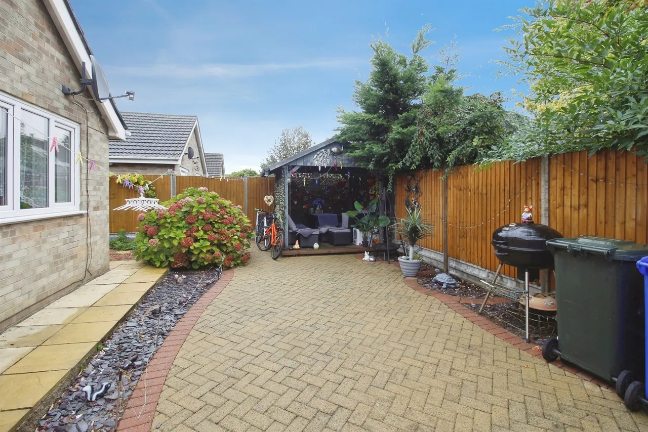 Margaret Drive, Boston, PE21, photo 13