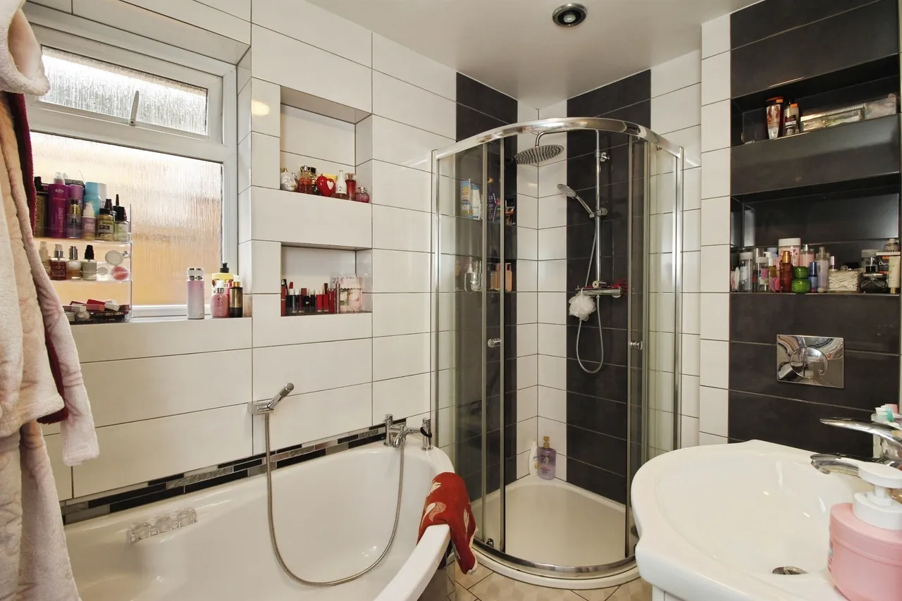 Margaret Drive, Boston, PE21, photo 10