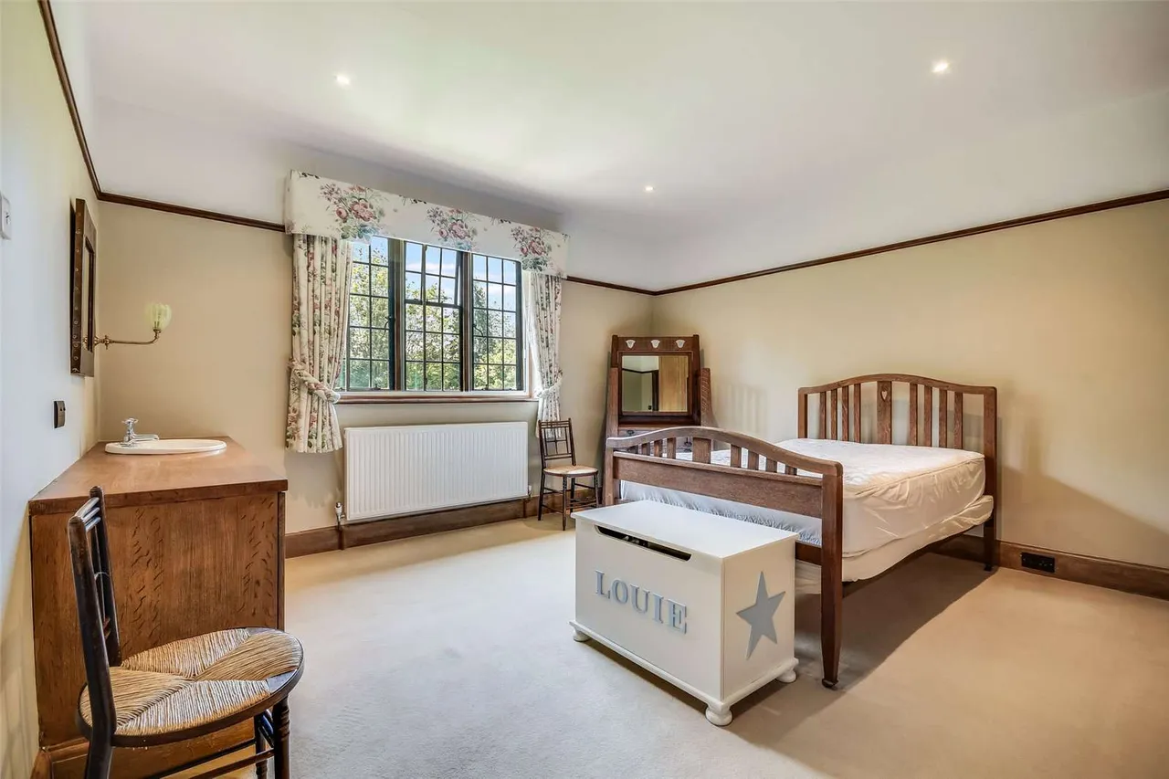 Orange Tree Hill, Havering-Atte-Bower, RM4, photo 13