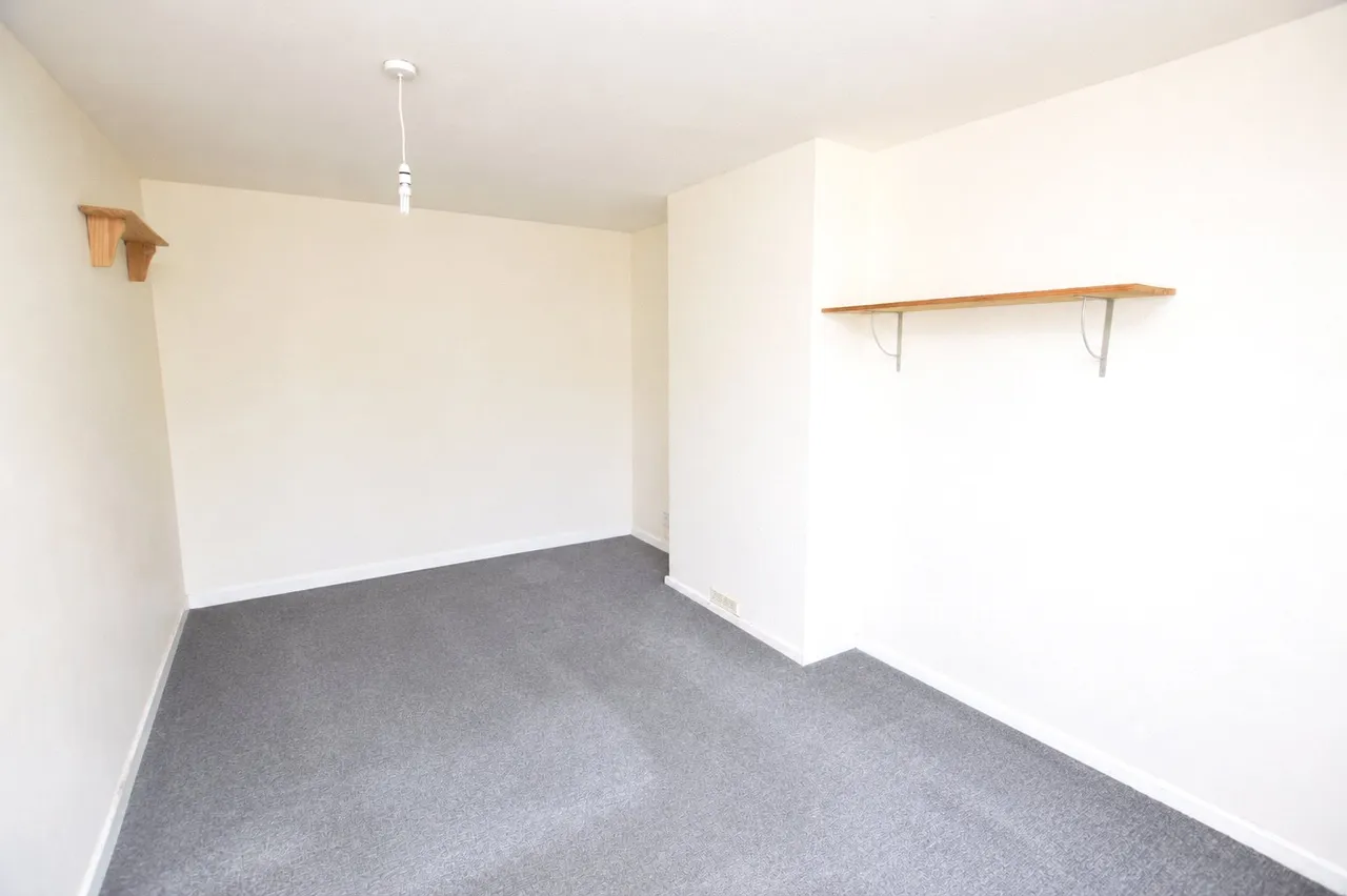 Chatfield Close, Farnborough, Hampshire, GU14 6SS, photo 10
