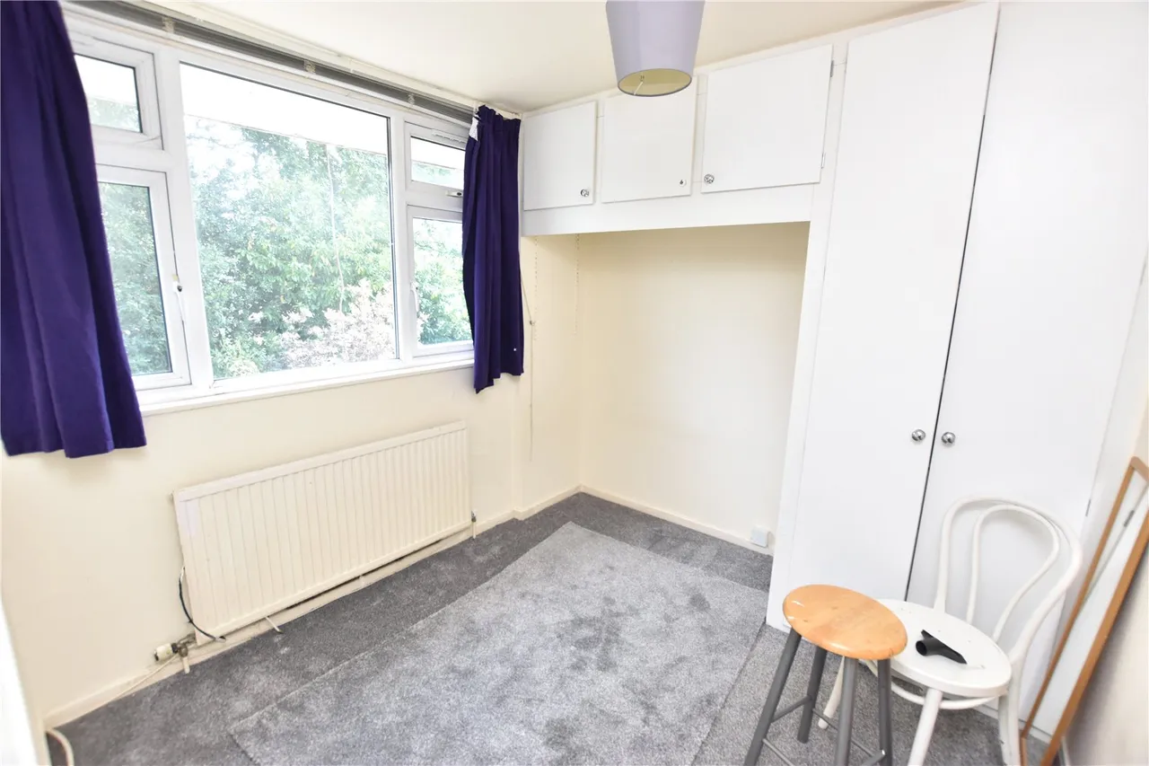 Chatfield Close, Farnborough, Hampshire, GU14 6SS, photo 11