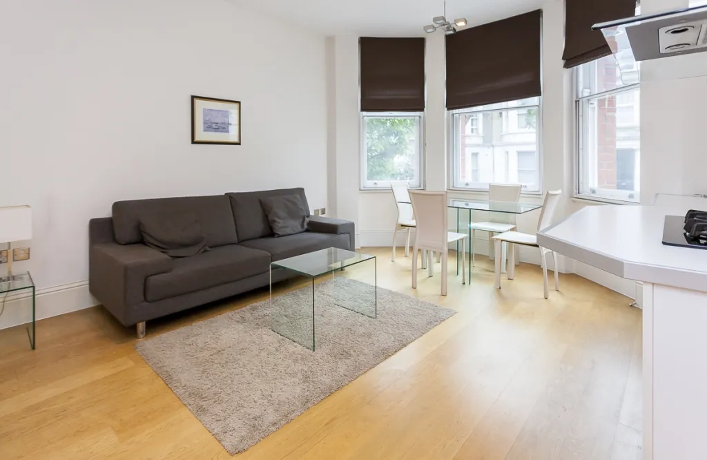 Nevern Square, Kensington, SW5, photo 2