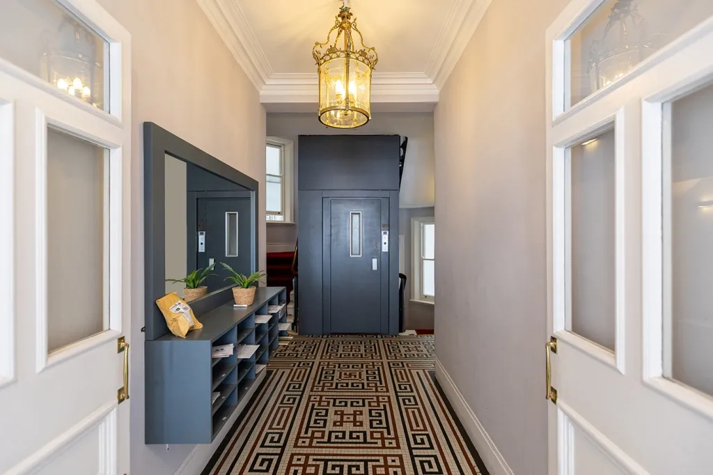 Nevern Square, Kensington, SW5, photo 13