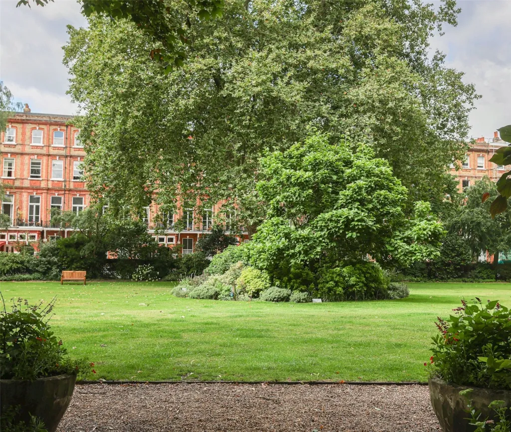 Nevern Square, Kensington, SW5, photo 14