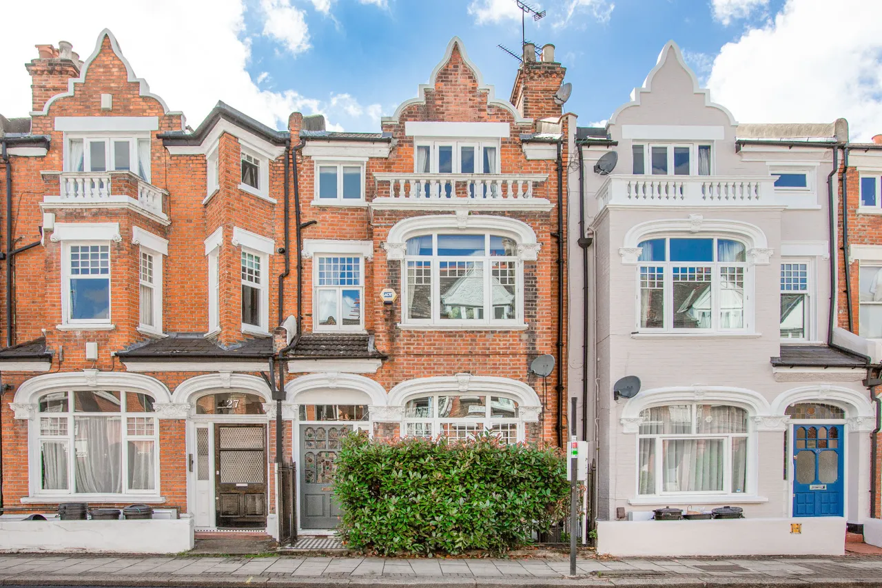 Marjorie Grove, London, SW11, photo 10