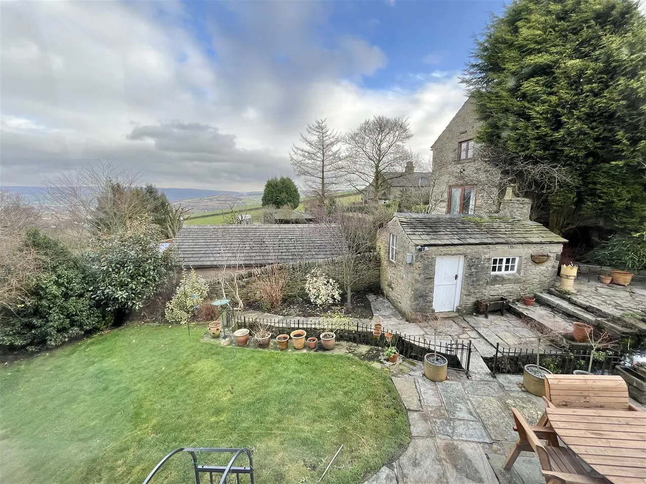 Chapel Brow, Charlesworth, SK13, photo 33