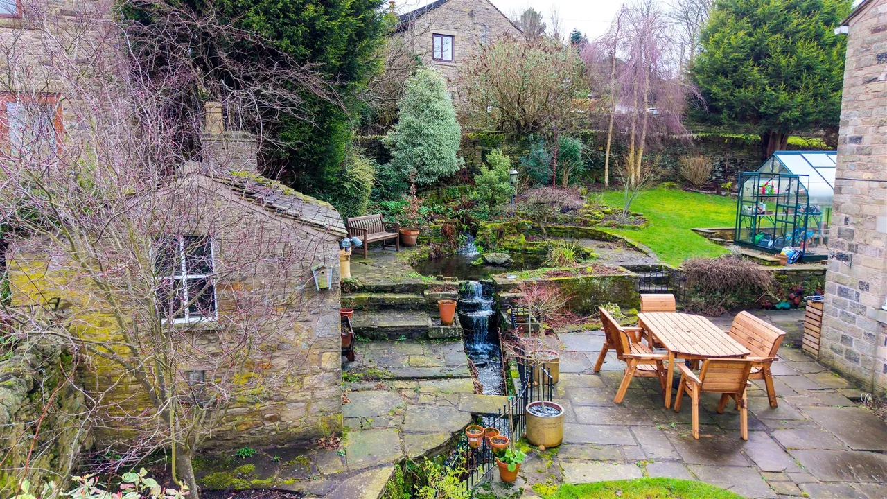 Chapel Brow, Charlesworth, SK13, photo 38