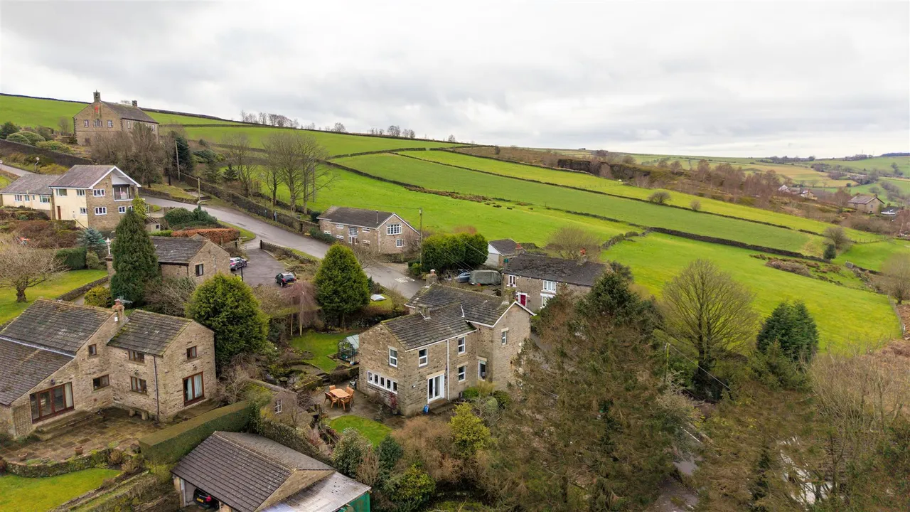 Chapel Brow, Charlesworth, SK13, photo 35