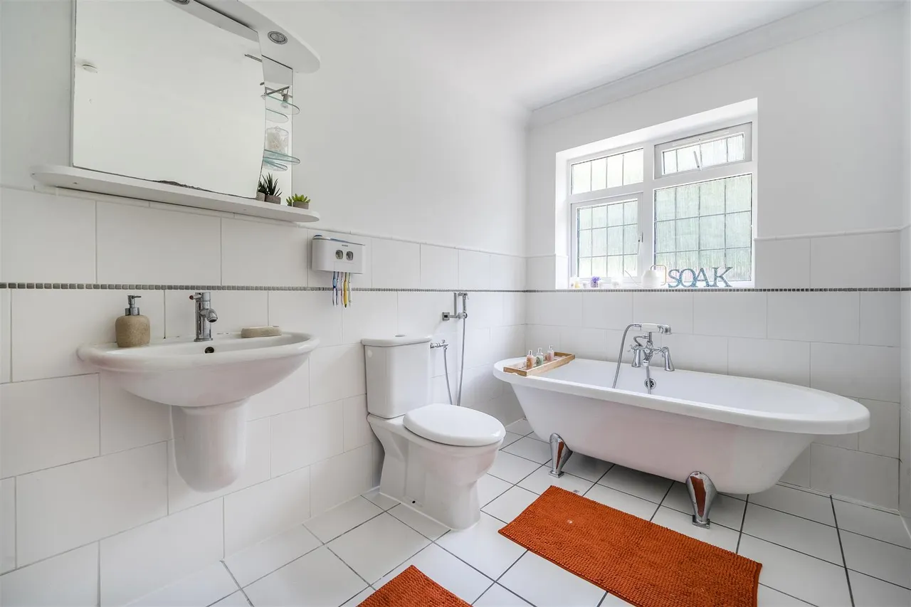 High Wycombe, specified, HP11, photo 20