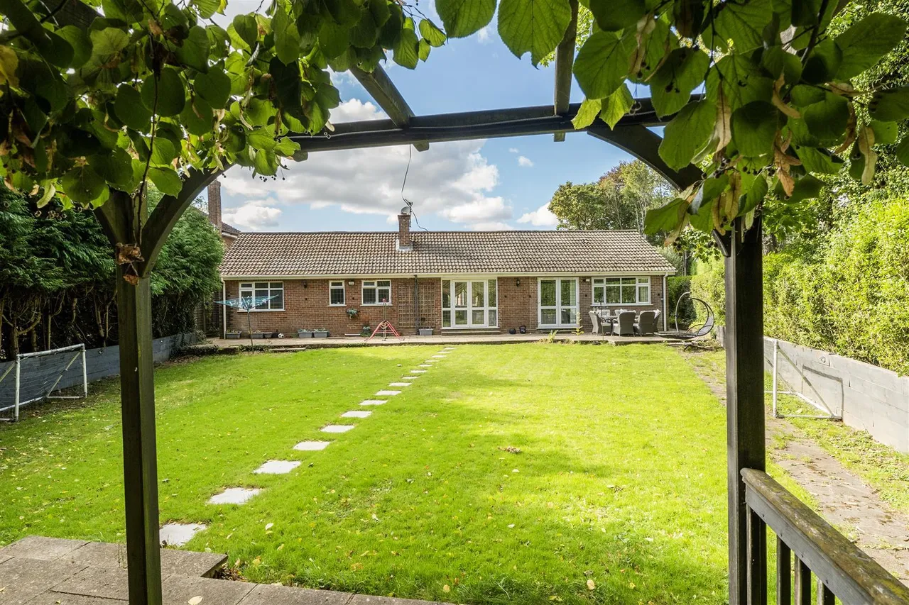 High Wycombe, specified, HP11, photo 23
